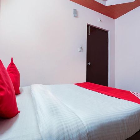 Oyo 10711 Hotel Nsnr Residency Visakhapatnam Exterior foto
