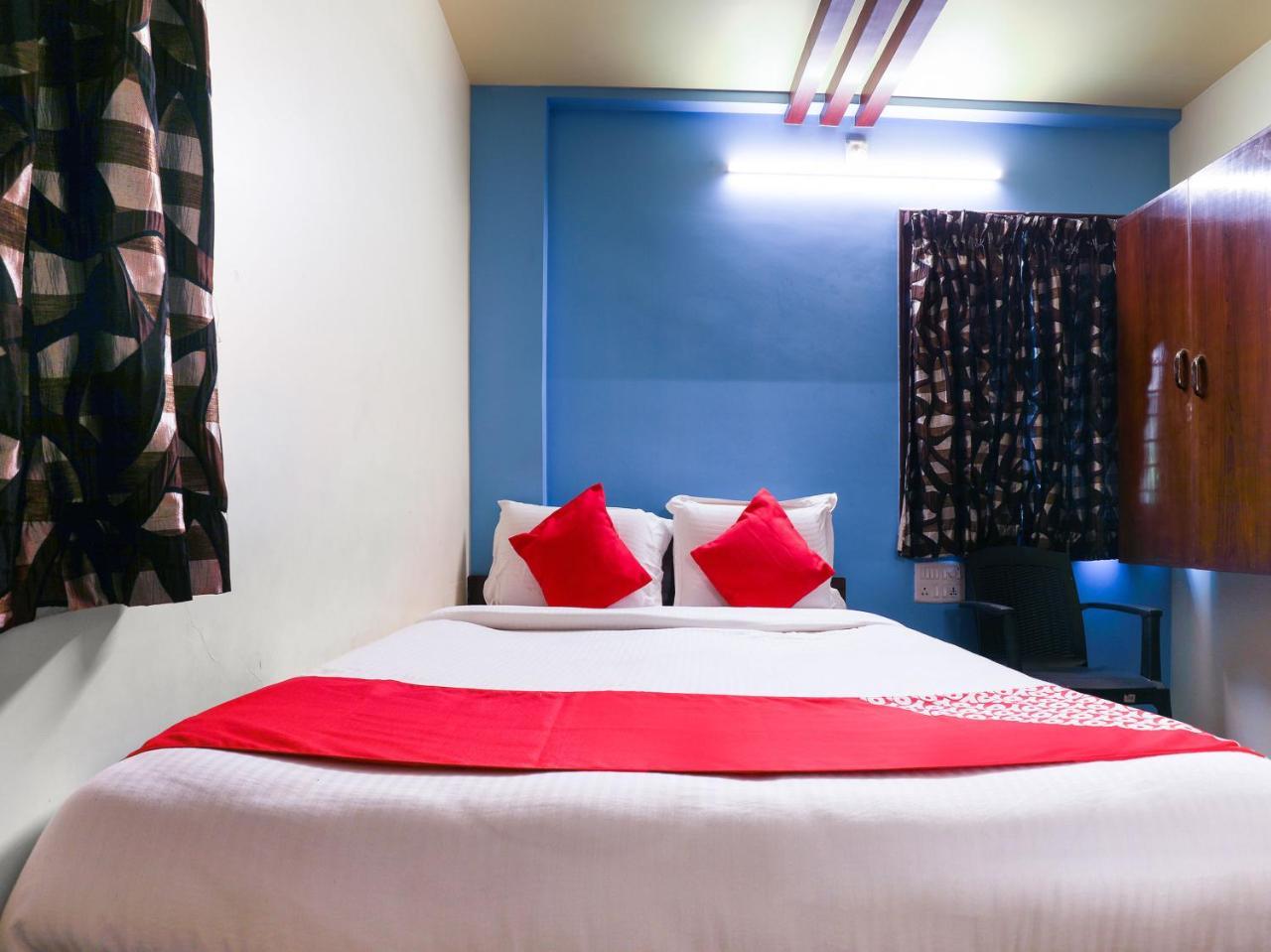 Oyo 10711 Hotel Nsnr Residency Visakhapatnam Exterior foto